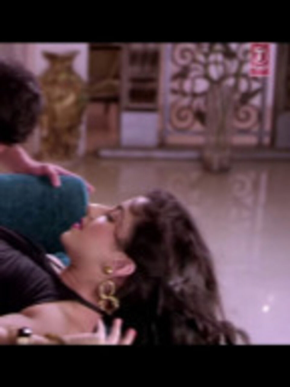 Dolly Chawla